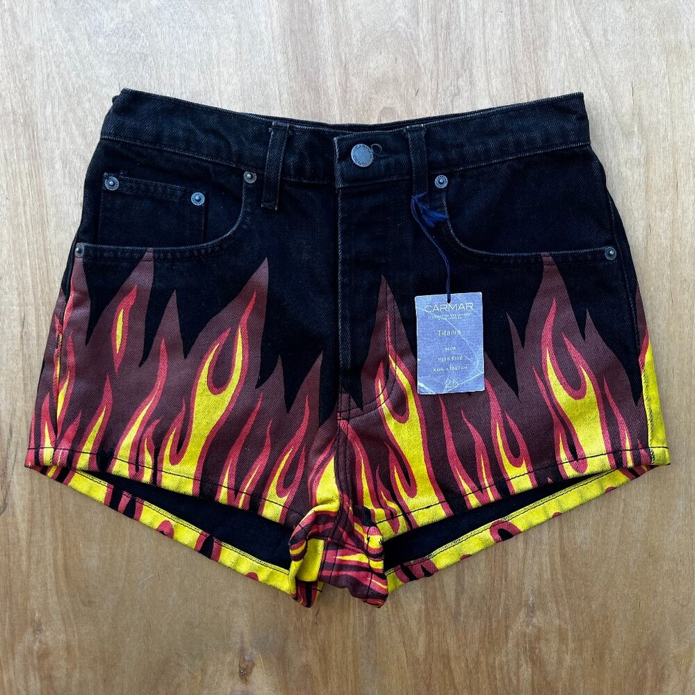 CARMAR TITANIA FLAME SLIM HIGH RISE DENIM SHORTS WOMEN’S sz 25 Button Fly NWT